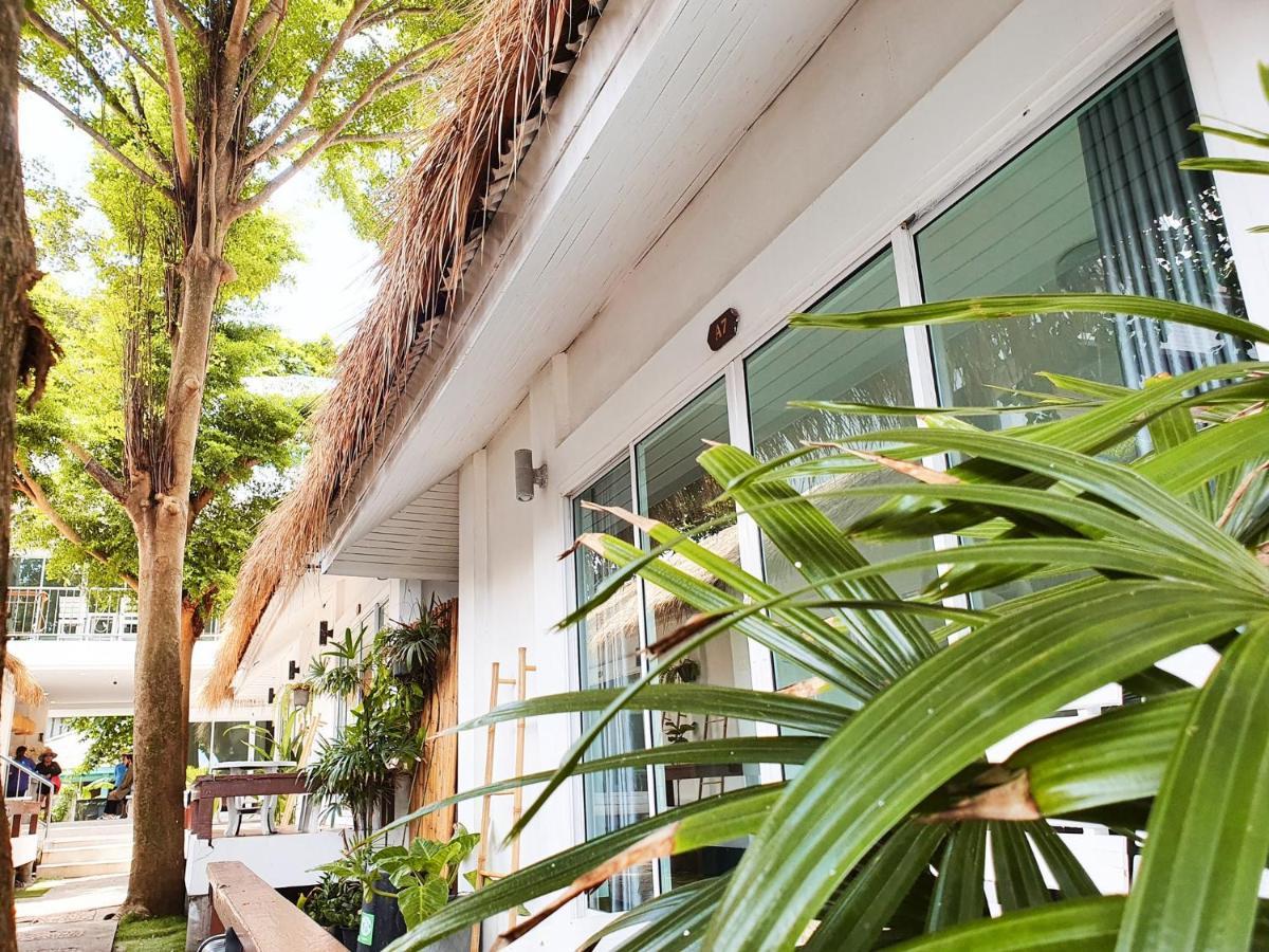 Sawasdee Coco Resort Koh Samet Exteriör bild