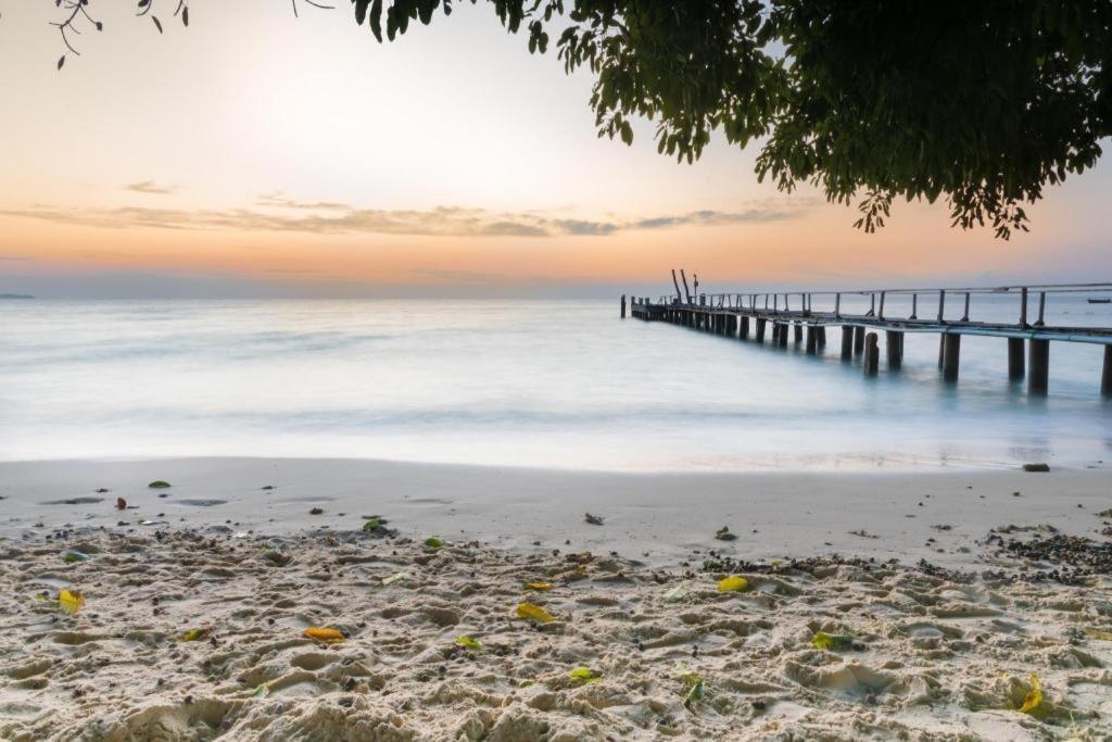 Sawasdee Coco Resort Koh Samet Exteriör bild
